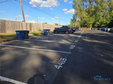 Tiny photo for 4420 Rose Garden Drive # 7, Toledo, OH 43623 (MLS # 10004686)