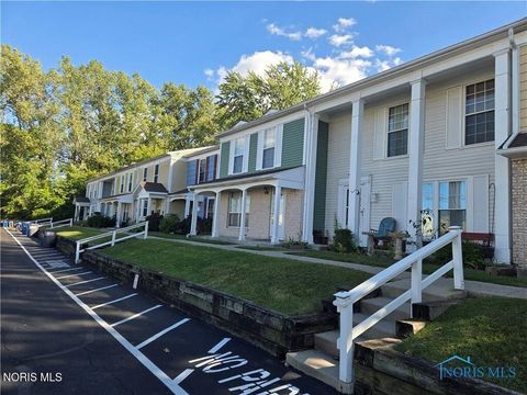 Tiny photo for 4420 Rose Garden Drive # 7, Toledo, OH 43623 (MLS # 10004686)