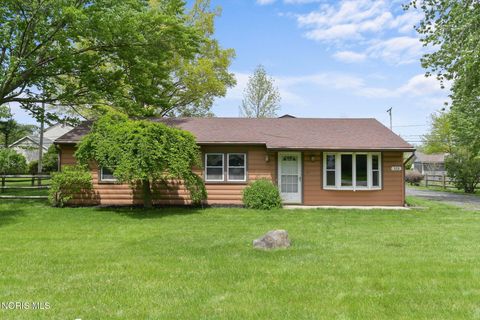 Tiny photo for 113 Heilman Avenue, Perrysburg, OH 43551 (MLS # 10007446)
