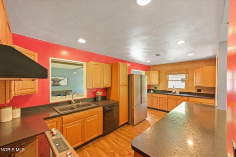Tiny photo for 113 Heilman Avenue, Perrysburg, OH 43551 (MLS # 10007446)