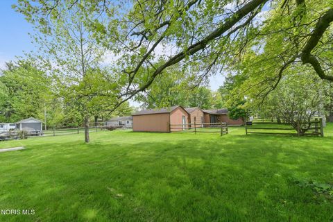 Tiny photo for 113 Heilman Avenue, Perrysburg, OH 43551 (MLS # 10007446)