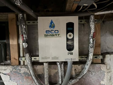 Tiny photo for 15345 W Kolb Road, Graytown, OH 43432 (MLS # 10003714)