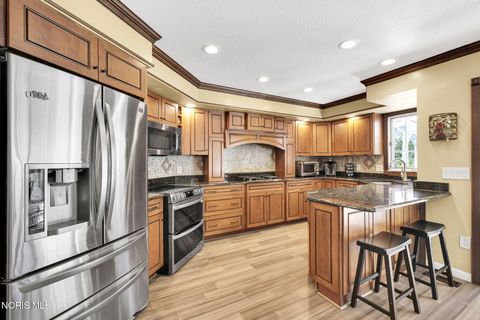 Tiny photo for 14850 Stonehaven Drive, Perrysburg, OH 43551 (MLS # 10005935)