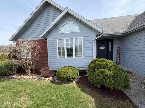 Tiny photo for 1911 Willow Bay Drive, Defiance, OH 43512 (MLS # 10005485)