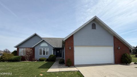 Photo of 1911 Willow Bay Drive, Defiance, OH 43512 (MLS # 10005485)