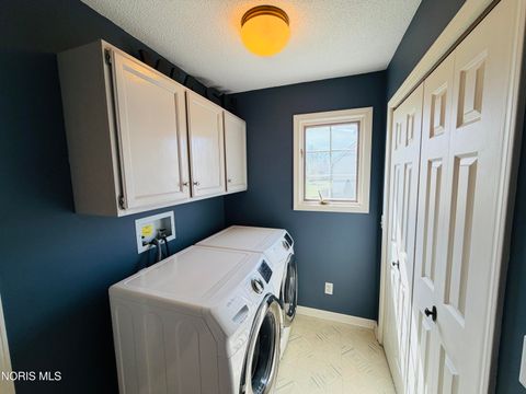 Tiny photo for 1911 Willow Bay Drive, Defiance, OH 43512 (MLS # 10005485)