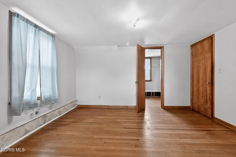 Tiny photo for 223 Summit Street, Fostoria, OH 44830 (MLS # 10008573)