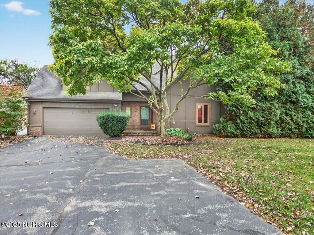 Photo for 1180 Hidden Ridge Road, Toledo, OH 43615 (MLS # 10000697)