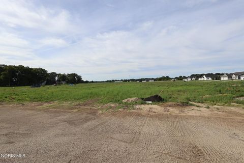 Tiny photo for 7747 Hank Drive, Holland, OH 43528 (MLS # 10009588)