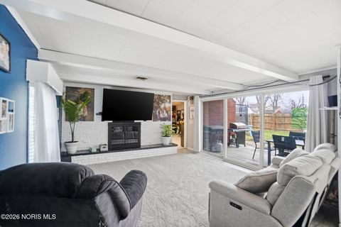 Tiny photo for 146 Clifton Avenue, Findlay, OH 45840 (MLS # 10002975)