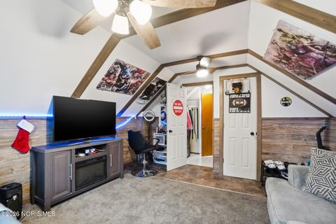 Tiny photo for 146 Clifton Avenue, Findlay, OH 45840 (MLS # 10002975)