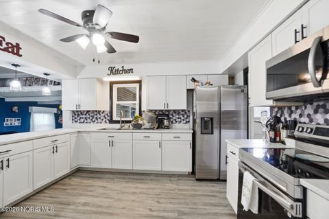 Tiny photo for 146 Clifton Avenue, Findlay, OH 45840 (MLS # 10002975)