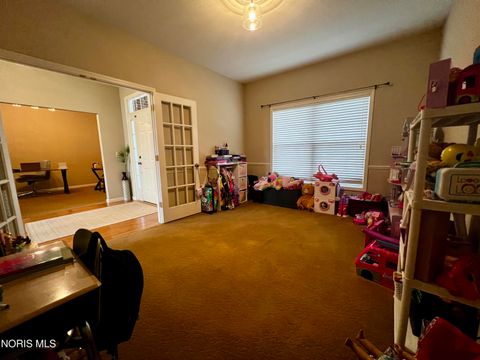 Tiny photo for 3120 Lexington Glen Boulevard, Monclova, OH 43542 (MLS # 10006438)