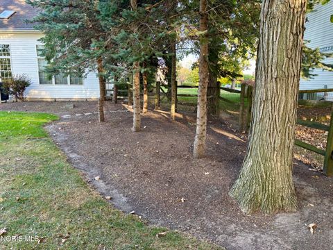 Tiny photo for 3120 Lexington Glen Boulevard, Monclova, OH 43542 (MLS # 10006438)