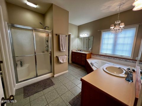 Tiny photo for 3120 Lexington Glen Boulevard, Monclova, OH 43542 (MLS # 10006438)