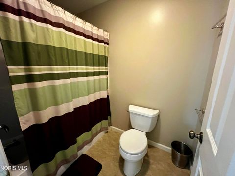 Tiny photo for 3120 Lexington Glen Boulevard, Monclova, OH 43542 (MLS # 10006438)