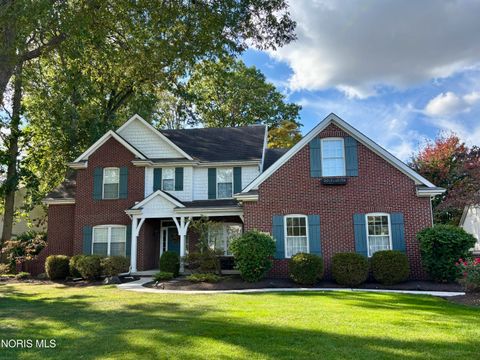 Photo of 3120 Lexington Glen Boulevard, Monclova, OH 43542 (MLS # 10006438)