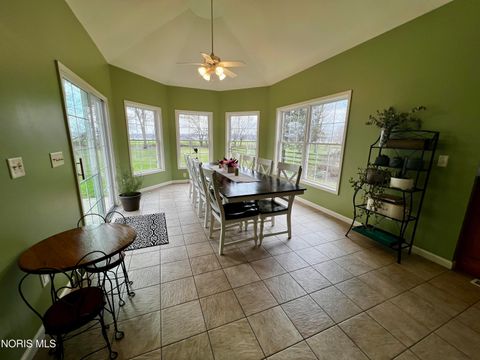 Tiny photo for 3120 Lexington Glen Boulevard, Monclova, OH 43542 (MLS # 10006438)
