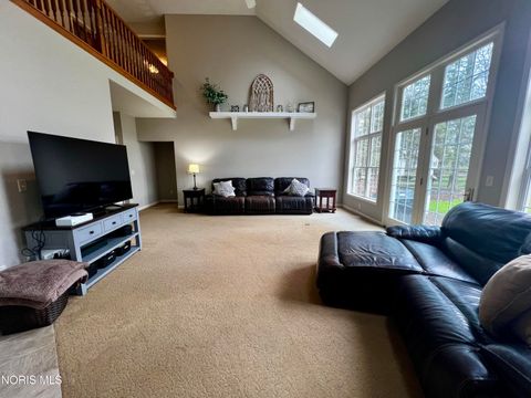 Tiny photo for 3120 Lexington Glen Boulevard, Monclova, OH 43542 (MLS # 10006438)