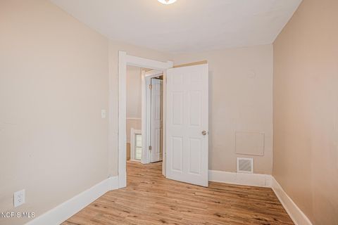 Tiny photo for 1110 Montrose Avenue, Toledo, OH 43607 (MLS # 10007838)