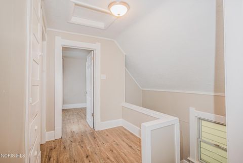 Tiny photo for 1110 Montrose Avenue, Toledo, OH 43607 (MLS # 10007838)