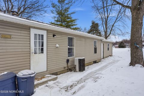 Tiny photo for 200 S Garrett Street, Nevada, OH 44849 (MLS # 10002737)