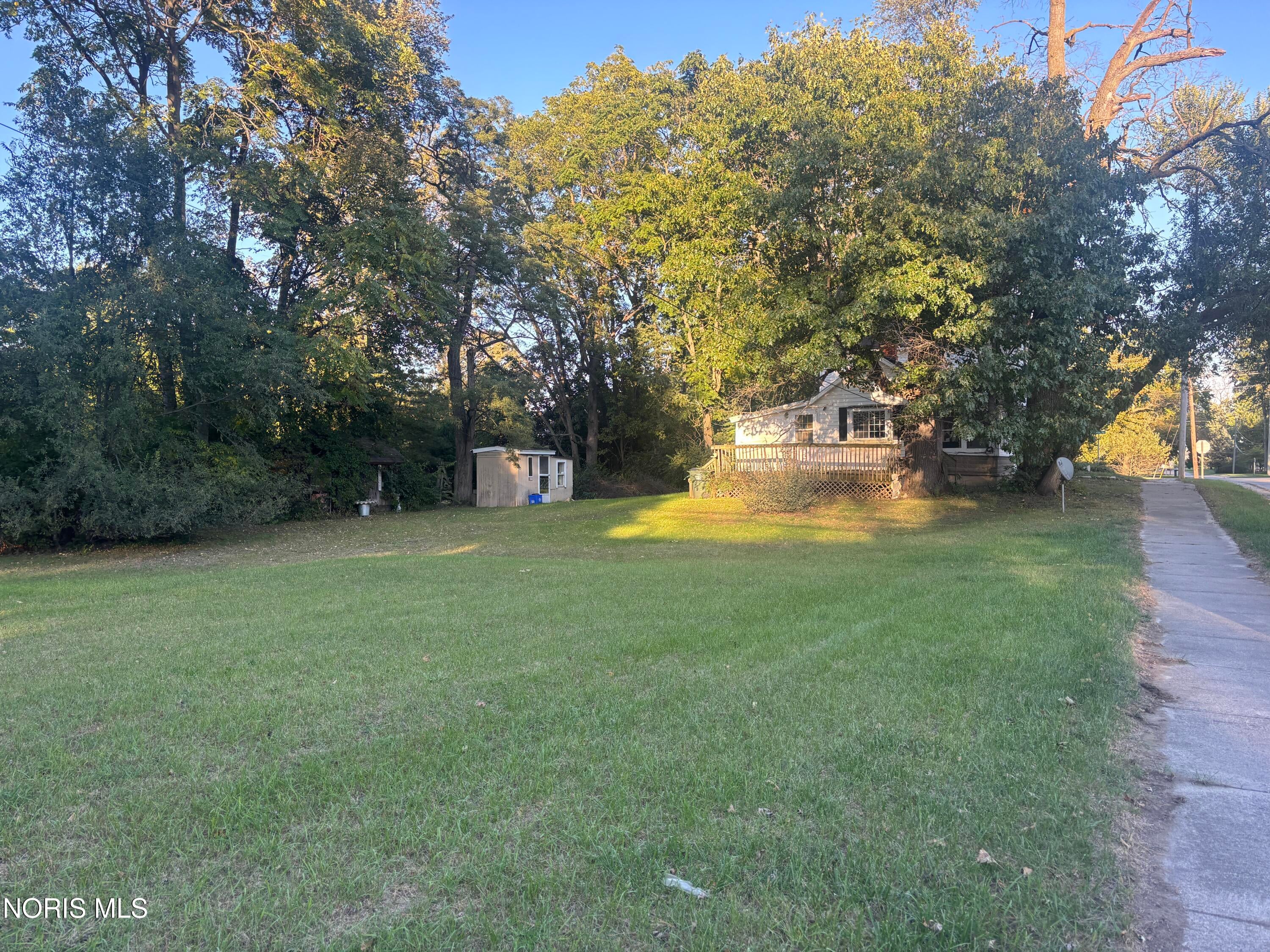 10938 Cable Avenue