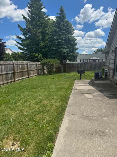 Tiny photo for 4213 Pearson Parkway, Oregon, OH 43616 (MLS # 10009776)