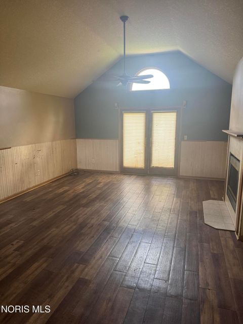 Tiny photo for 4213 Pearson Parkway, Oregon, OH 43616 (MLS # 10009776)