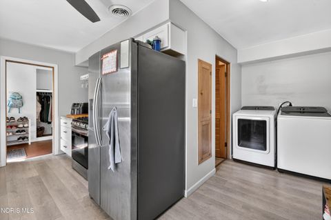Tiny photo for 3211 Aldringham Road, Toledo, OH 43606 (MLS # 10007640)