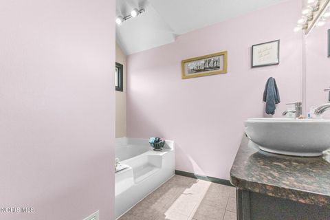 Tiny photo for 5923 Brown Lane, Sylvania, OH 43560 (MLS # 10009673)