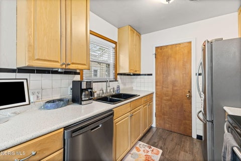 Tiny photo for 405 Eagle Point Road, Rossford, OH 43460 (MLS # 10013751)