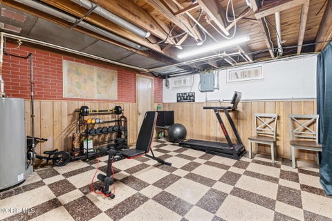 Tiny photo for 405 Eagle Point Road, Rossford, OH 43460 (MLS # 10013751)