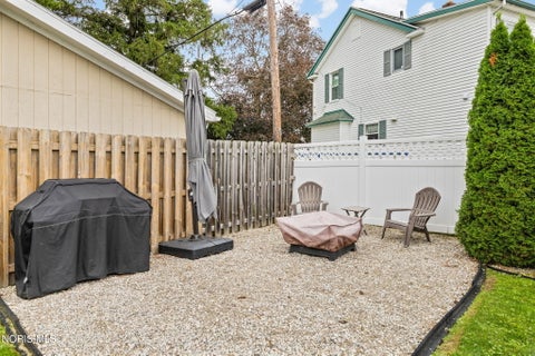 Tiny photo for 405 Eagle Point Road, Rossford, OH 43460 (MLS # 10013751)