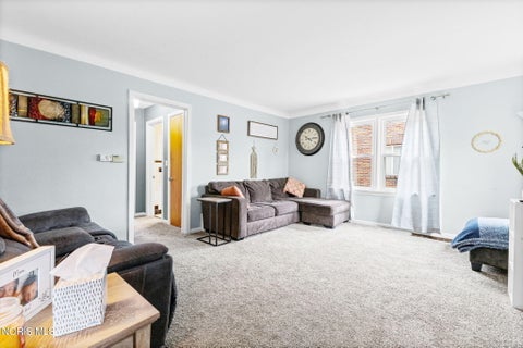 Tiny photo for 405 Eagle Point Road, Rossford, OH 43460 (MLS # 10013751)