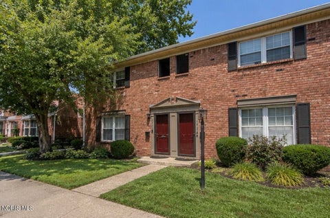 Photo of 6524 Cornwall Court, Sylvania, OH 43560 (MLS # 10010174)
