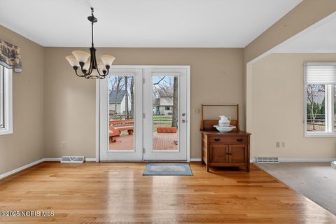 Tiny photo for 4414 Todd Drive, Sylvania, OH 43560 (MLS # 10002533)