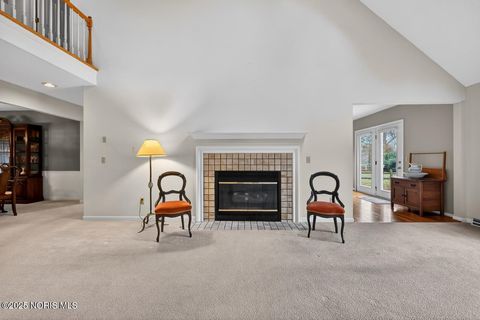 Tiny photo for 4414 Todd Drive, Sylvania, OH 43560 (MLS # 10002533)