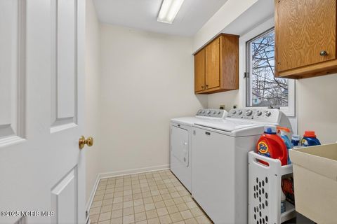 Tiny photo for 4414 Todd Drive, Sylvania, OH 43560 (MLS # 10002533)