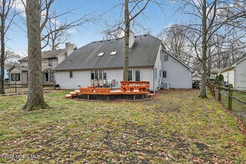 Tiny photo for 4414 Todd Drive, Sylvania, OH 43560 (MLS # 10002533)