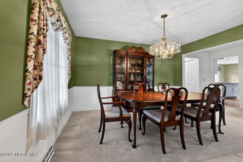 Tiny photo for 4414 Todd Drive, Sylvania, OH 43560 (MLS # 10002533)