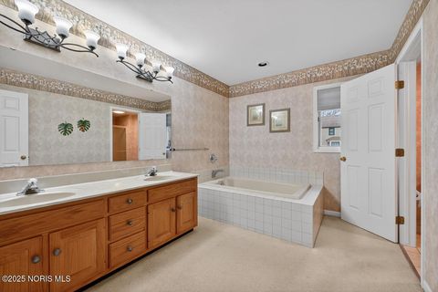 Tiny photo for 4414 Todd Drive, Sylvania, OH 43560 (MLS # 10002533)