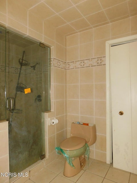 Tiny photo for 2401 Karendale Drive, Toledo, OH 43614 (MLS # 10013718)