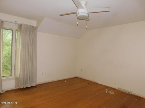 Tiny photo for 2401 Karendale Drive, Toledo, OH 43614 (MLS # 10013718)