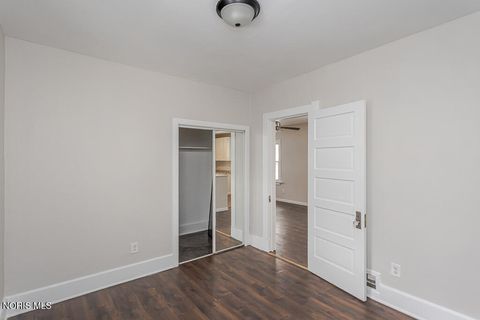 Tiny photo for 509 Dover Place, Toledo, OH 43605 (MLS # 10004093)