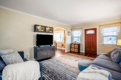 Tiny photo for 3509 Rushland Avenue, Toledo, OH 43606 (MLS # 10005415)