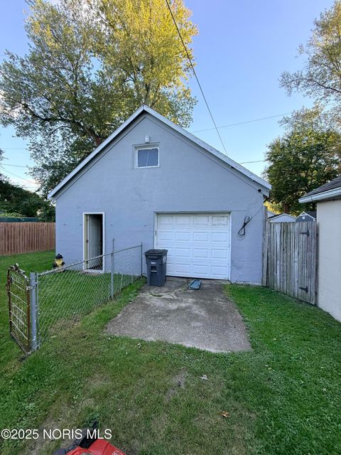 Tiny photo for 5331 Fleet Road, Toledo, OH 43615 (MLS # 10000157)
