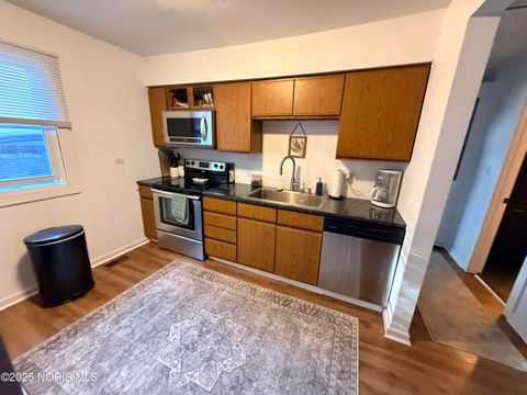 Tiny photo for 5331 Fleet Road, Toledo, OH 43615 (MLS # 10000157)