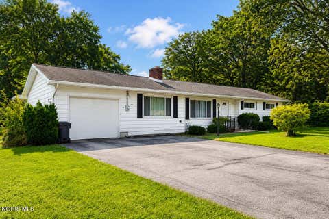 Tiny photo for 1430 Clough Street, Bowling Green, OH 43402 (MLS # 10011192)