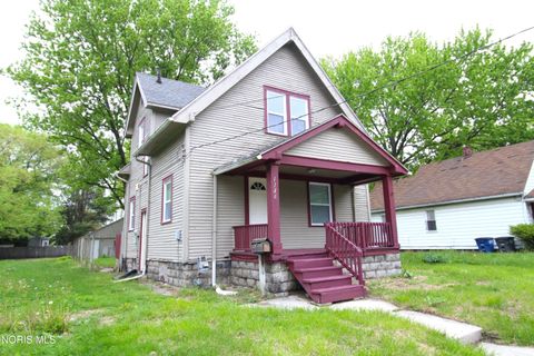 Tiny photo for 1146 Walbridge Avenue, Toledo, OH 43609 (MLS # 10007096)